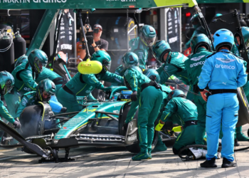 Fernando Alonso pitting at the Italian Grand Prix