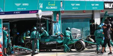 Fernando Alonso's Italian GP ended after a rear suspension failure