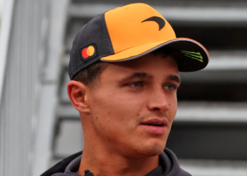 Lando Norris has been advised on how to "crack" Oscar Piastri