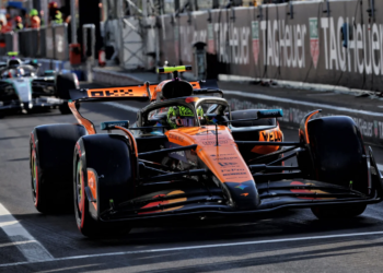 Lando Norris had to complete his initial Q3 run without a tow