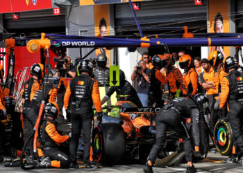 Lando Norris' sluggish pitstop led to the controversial McLaren call for Oscar Piastri to let through at Monza