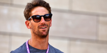 Romain Grosjean is to step into an F1 car again