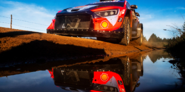 Adrien Fourmaux leads as Chile bites