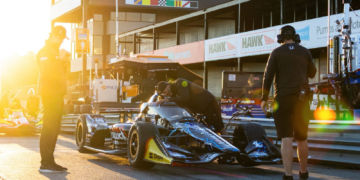 A busy day on track at Mid-Ohio Sports Car Course. Photo: IndyCar