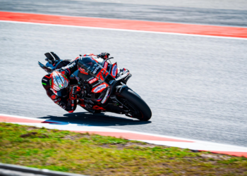 Marco Bezzecchi tops the timesheets in chaotic second Mandalika MotoGP practice