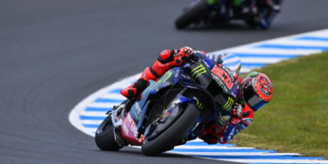 Fabio Quartararo breaks lap record to snatch Australian MotoGP pole position