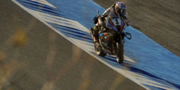 Toprak Razgatlioglu cruises to Race 1 Estoril victory