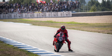 Nicolo Bulega keeps WorldSBK title hopes alive with Estoril Race 2 victory