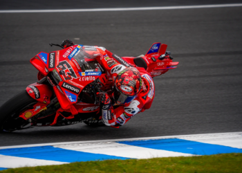 Francesco Bagnaia reveals ‘glimmer of hope’ given by Ducati despite disastrous Australian MotoGP weekend