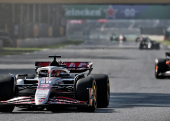Esteban Ocon held up Oscar Piastri in Mexico, helping Oliver Bearman