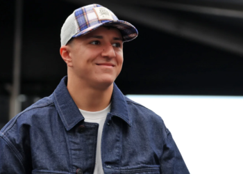 Isack Hadjar hopes for his 2026 F1 seat to be announced late