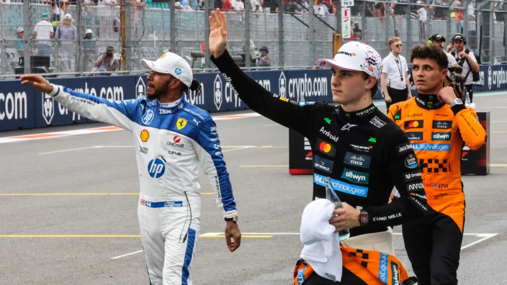 Lewis Hamilton has offered advice to the McLaren duo about how to fight Max Verstappen in the F1 title battle