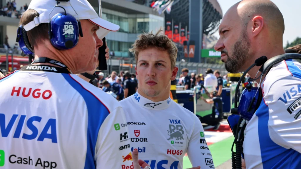 Liam Lawson retired from the Mexico GP