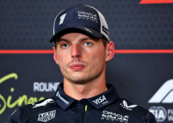 Max Verstappen was umimpressed after Lando Norris blocked his chances of scoring pole for the Singapore GP
