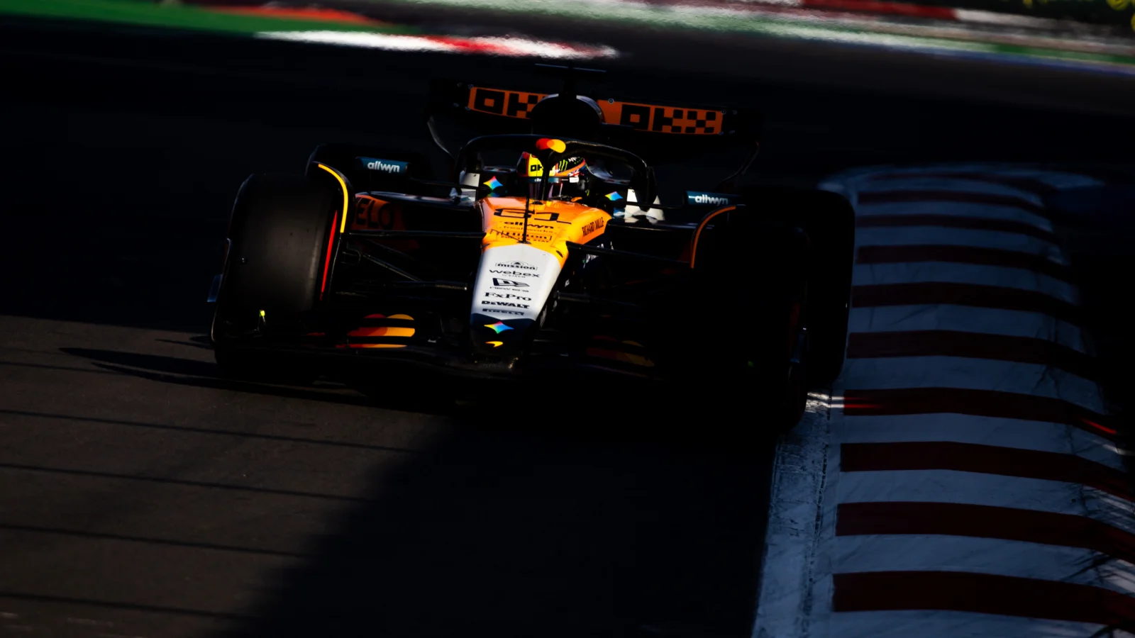 Oscar Piastri struggled in qualifying for the Mexico GP, with team-mate Lando Norris taking pole position