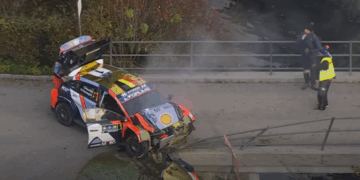 Neuville crashes out – stage 15 cancelled