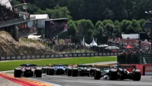 Cars battle wheel-to-wheel during a Formula 1 sprint race — a format that continues to divide opinion among teams and fans