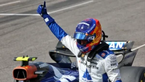 Carlos Sainz charged from seventh to third in the US GP Sprint Race