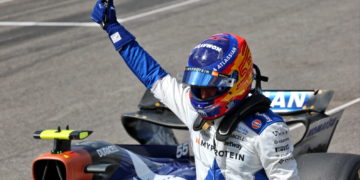 Carlos Sainz charged from seventh to third in the US GP Sprint Race