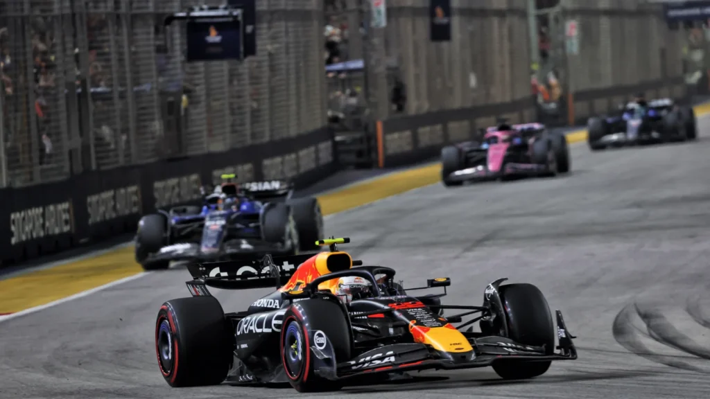 Yuki Tsunoda finished 12th in the Singapore GP after a difficult opening lap