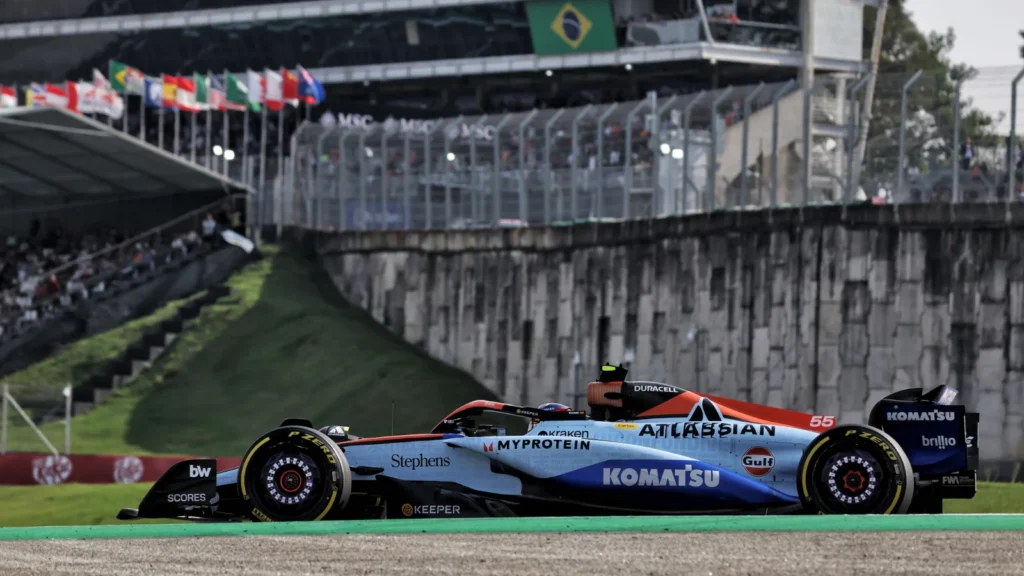 Carlos Sainz was knocked out in SQ1