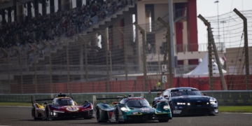 Alex Riberas leads at Bahrain for Aston Martin until a penalty delays him