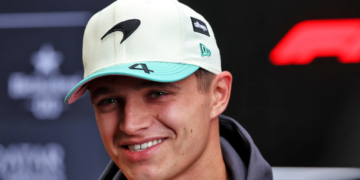 Lando Norris leads the championship by one point over Oscar Piastri