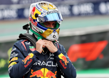 Max Verstappen's chances of retaining the F1 title are over, according to Mercedes boss Toto Wolff