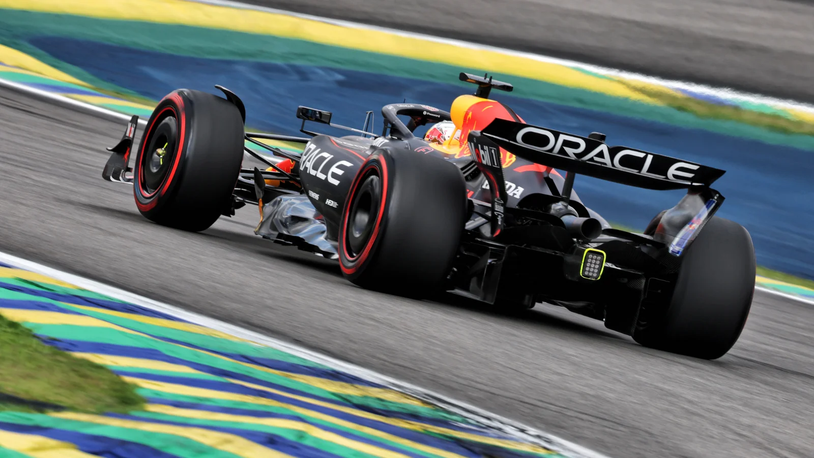 Max Verstappen laboured to 16th in qualifying at Interlagos