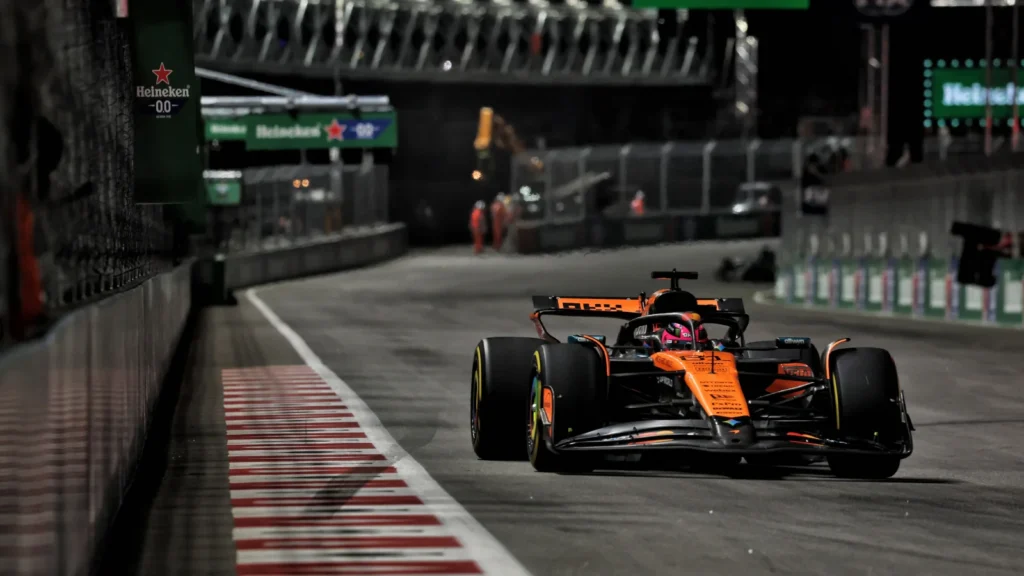 Oscar Piastri salvaged fourth in Las Vegas