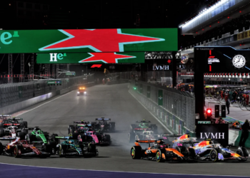 Liam Lawson barged into Oscar Piastri at the start in Las Vegas