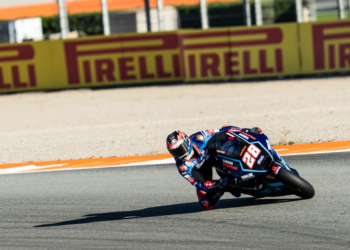 Izan Guevara prevails as Diogo Moreira crowned Moto2 champion in Valencia