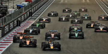 Max Verstappen held the lead at the start of the F1 Abu Dhabi GP