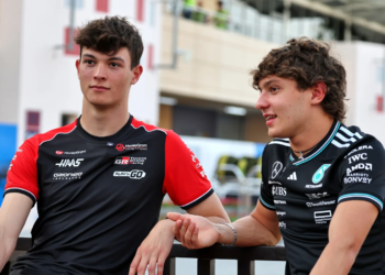 Oliver Bearman has condoned the abuse that Kimi Antonelli has endured this week