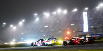 Porsche’s Felipe Nasr leads at Daytona as extreme fog causes caution