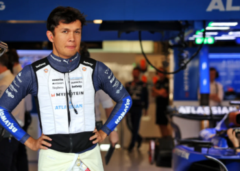 Alex Albon is eyeing further progress with Williams