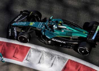 Stoffel Vandoorne stays with Aston Martin for the 2026 F1 season