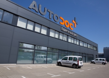 Why the aftermarket lacks the precision of the race paddock