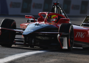 Jake Dennis topped FP1 in Mexico City