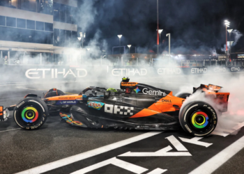 McLaren aims to retain its dual crown in 2026