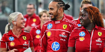 Lewis Hamilton will have the support of his inner circle as he approaches his second season with Ferrari