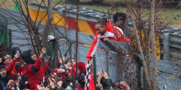 Lewis Hamilton hopes to give the Ferrari fans something to cheer about