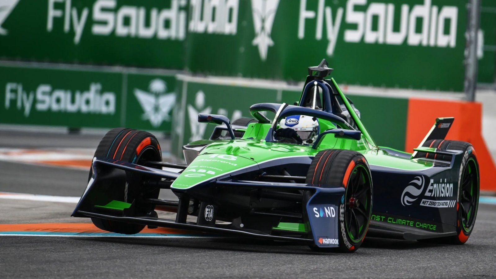Zak O'Sullivan topped the timesheets in the Formula E rookie test