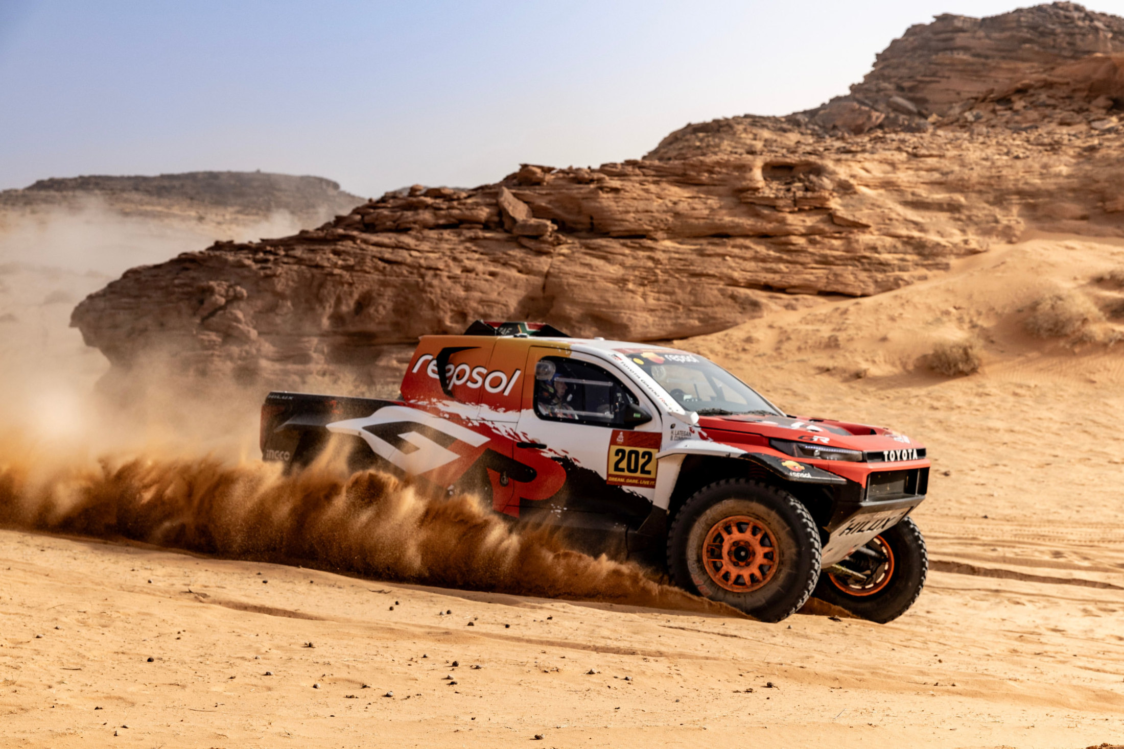 Toyota strikes back as Henk Lategan lays down the law and takes Dakar lead