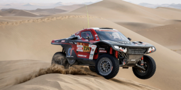 Mathieu Serradori subdues the Dakar dunes