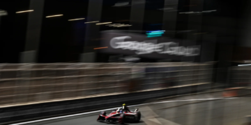 The first race of the Jeddah E-Prix double-header has been completed