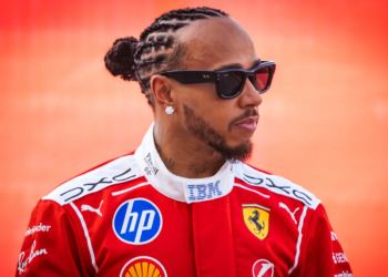 Lewis Hamilton looks set to begin the 2026 season without a fixed race engineer