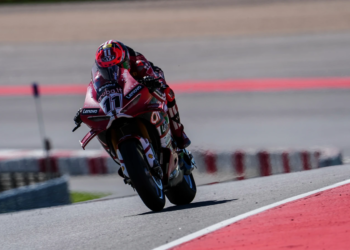 Nicolo Bulega smashes Portimao lap record to claim WorldSBK Superpole