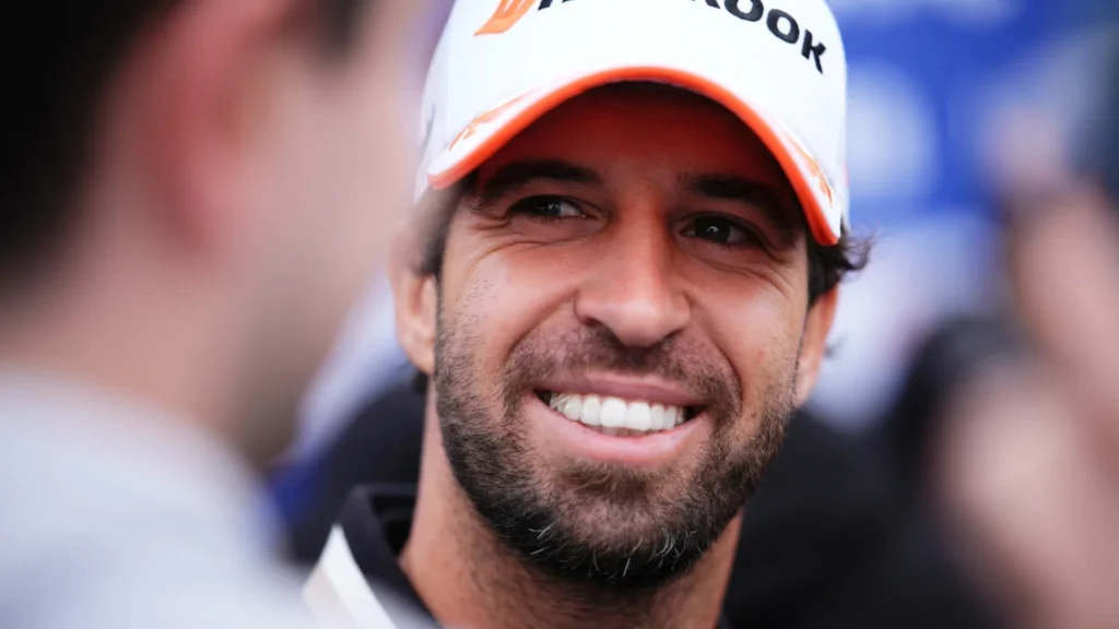 It was the second win in a row for the Portuguese driver