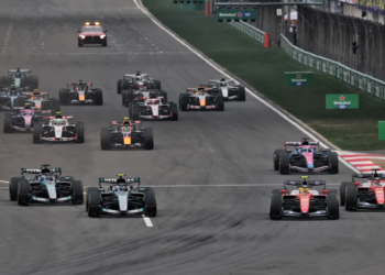 They've done it again: Ferrari swamp Mercedes at the start of the F1 Chinese GP